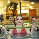 Otel Club Tampereen Kehraeaemoe Tampere