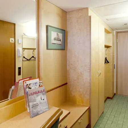 Club Tampereen Kehraeaemoe 4* טמפרה