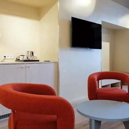 Hotel Club Tampereen Kehraeaemoe 4*