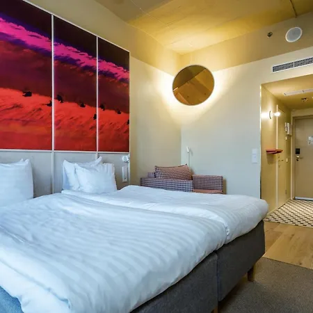 Club Tampereen Kehraeaemoe Hotel