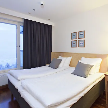 Club Tampereen Kehraeaemoe 4*