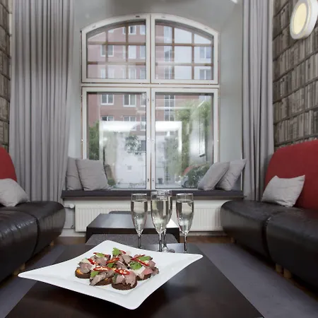 Hotel Club Tampereen Kehraeaemoe Tampere