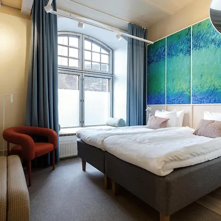 Hotel Club Tampereen Kehraeaemoe