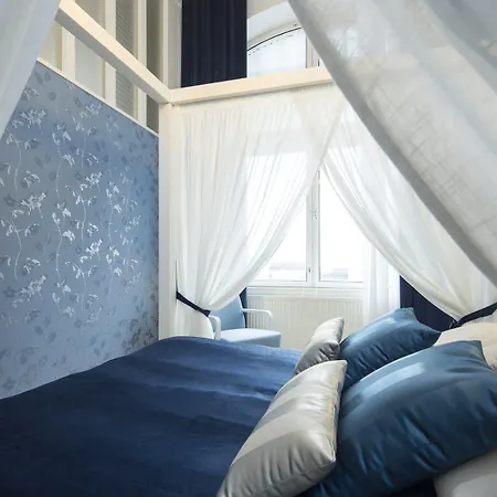 Club Tampereen Kehraeaemoe 4* タンペレ