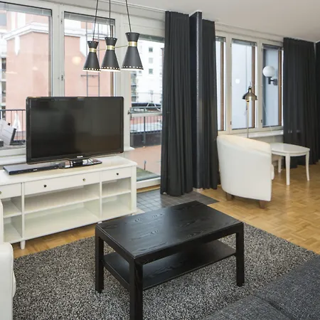 Hotel Club Tampereen Kehraeaemoe Tampere