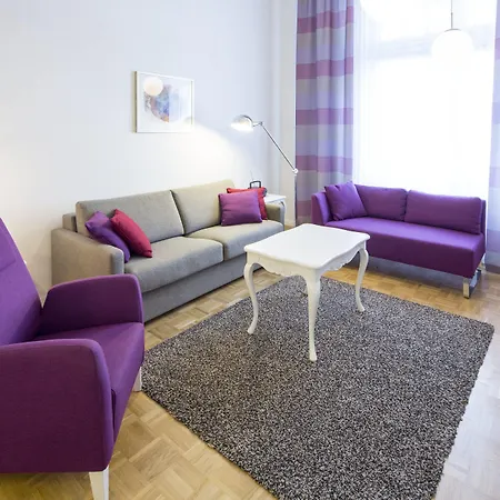 Hotel Club Tampereen Kehraeaemoe Tampere