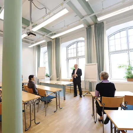 Club Tampereen Kehraeaemoe Hotel