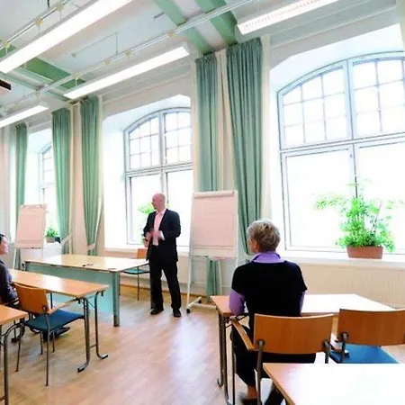 מלון Club Tampereen Kehraeaemoe