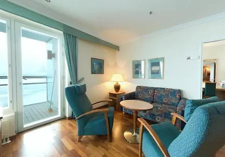 Hotel Club Tampereen Kehraeaemoe 4*