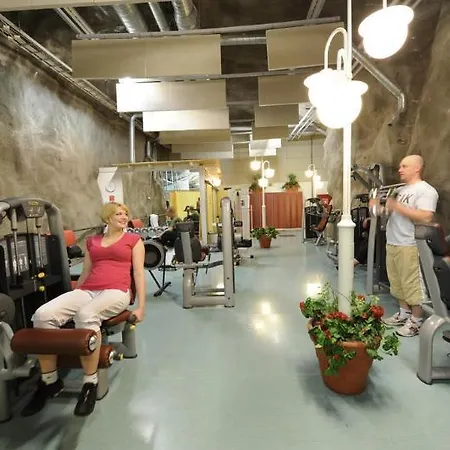 Hotel Club Tampereen Kehraeaemoe 4*