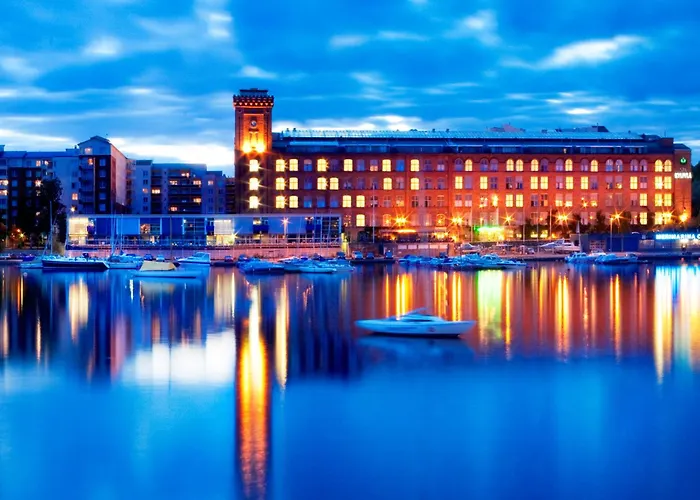 Club Tampereen Kehraeaemoe فندق