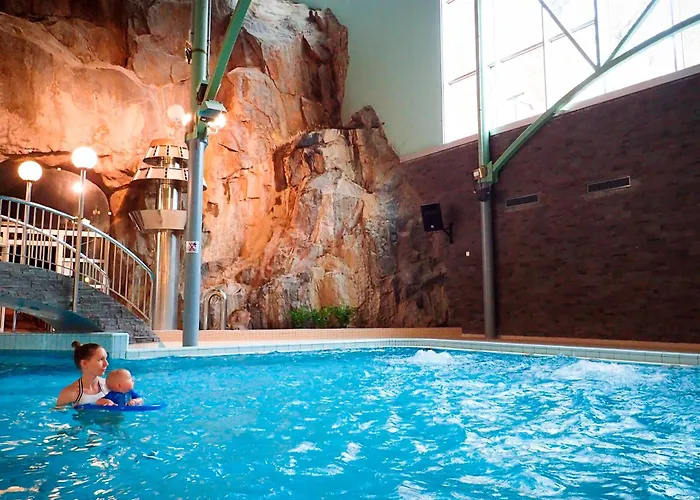 فندق Club Tampereen Kehraeaemoe تامبير