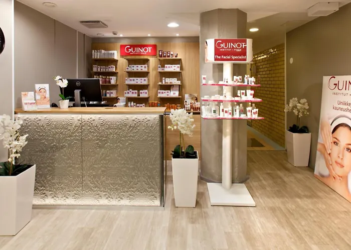 Club Tampereen Kehraeaemoe فندق