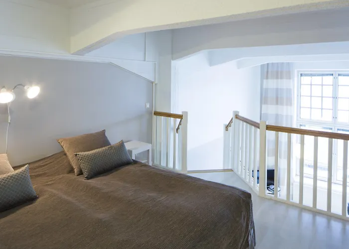 Club Tampereen Kehraeaemoe 4* تامبير