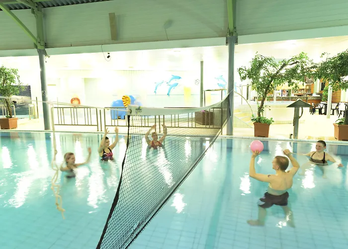 فندق Club Tampereen Kehraeaemoe 4*