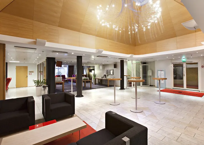 فندق Club Tampereen Kehraeaemoe